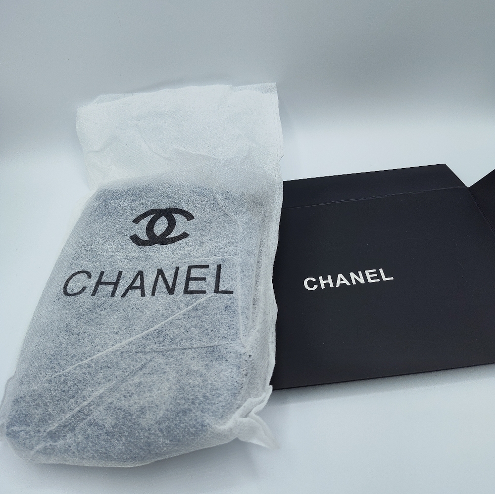 CHANEL Blue Denim Logo Cosmetic Pouch Case CC Monogram Travel NIB NWT AUTHENTIC - Picture 7 of 9